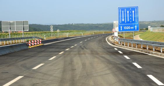 Izgradnja autoputa Niš-Merdare (deo Autoputa mira)